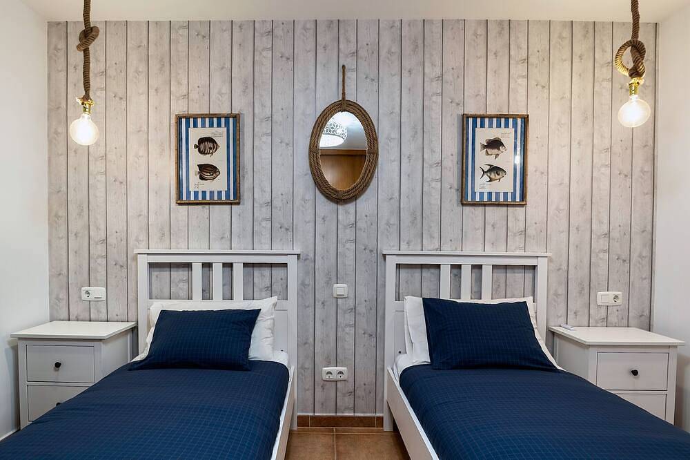 Villa La Perla - Cliffside Retreat in Costa de Antigua, Antigua