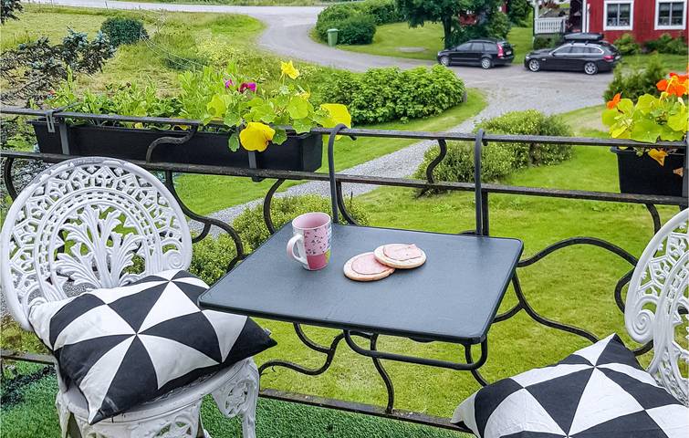 Ferienhaus für 6 Personen mit Garten in Eda