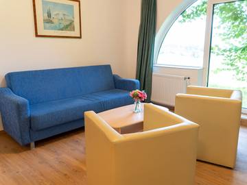 Ferienwohnung für 6 Personen, mit Sauna und Terrasse sowie Garten und Seeblick in Strobl