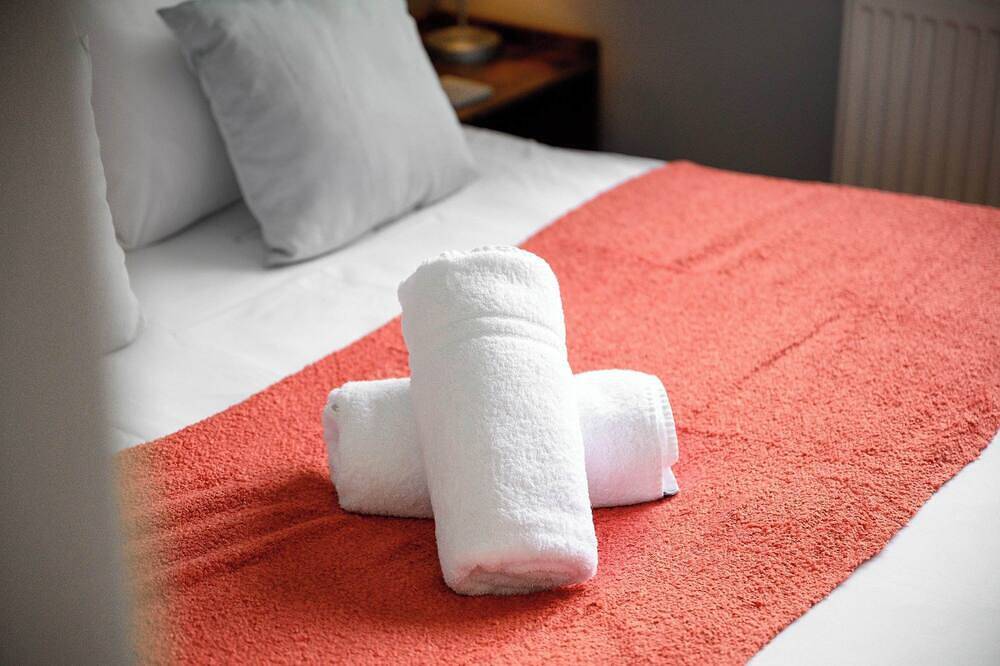 3 Bed Stockport Home by City Superhost in Stockport, Greater Manchester