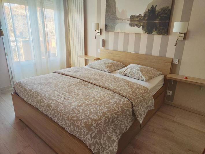 Hôtel pour 3 personnes, avec balcon à Nogaro - 2