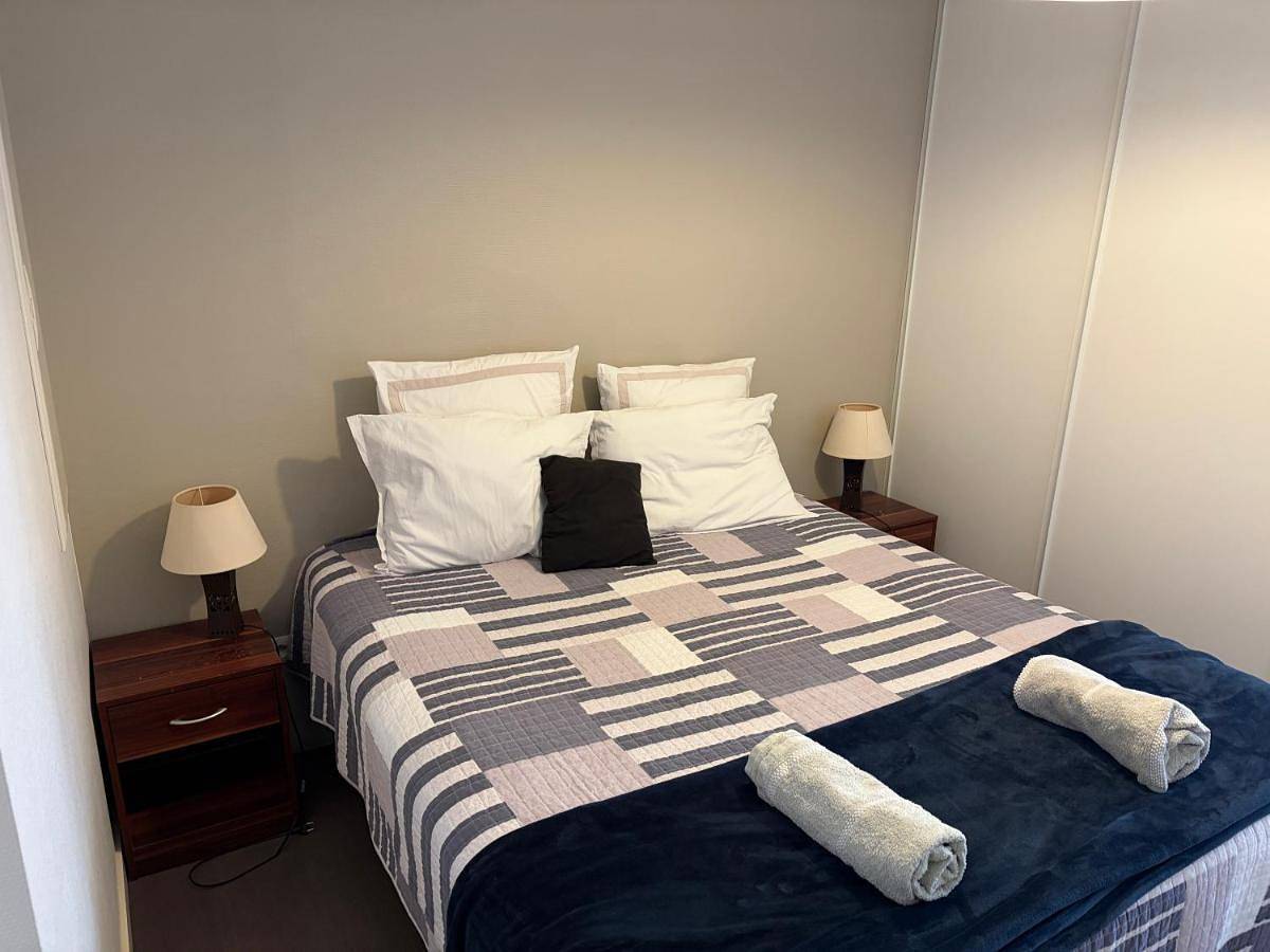 Appartement entier, Centre Pau proche Chateau et gare 33 m2 in Pau, Béarn