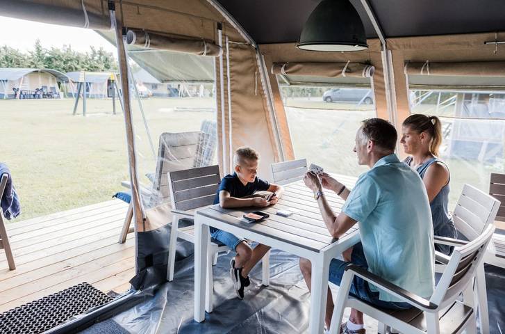 Chalet para 5 personas, con piscina además de jardín y vistas al lago en Provincia de Gerona - 3