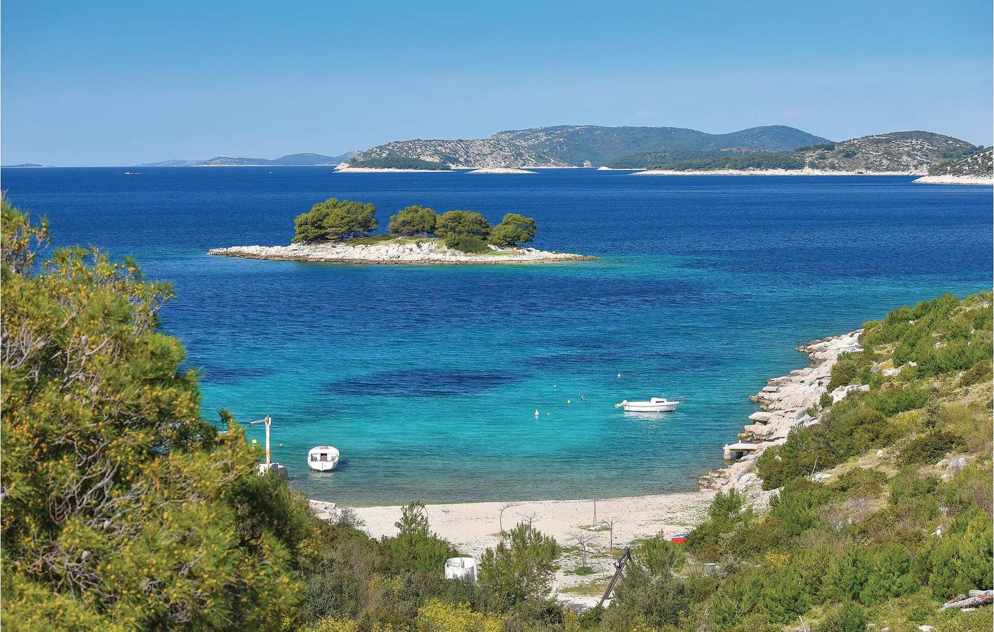 Urlaub am Meer: Gemütliche 2-Zimmer-Wohnung mit Pool und Aussicht in Primosten, Šibenik-Knin