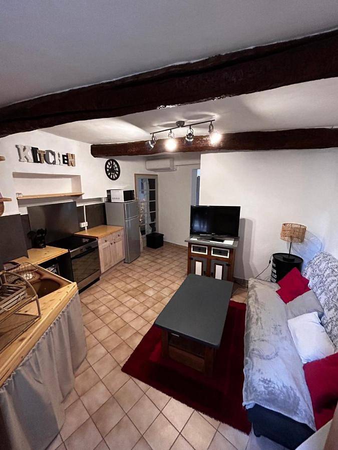 Appartement entier, Le petit Villecrozien in Villecroze, Région de Draguignan