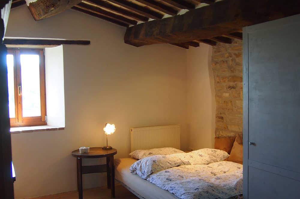 Naturstein-Landhaus in Arcevia, Ancona Provinz