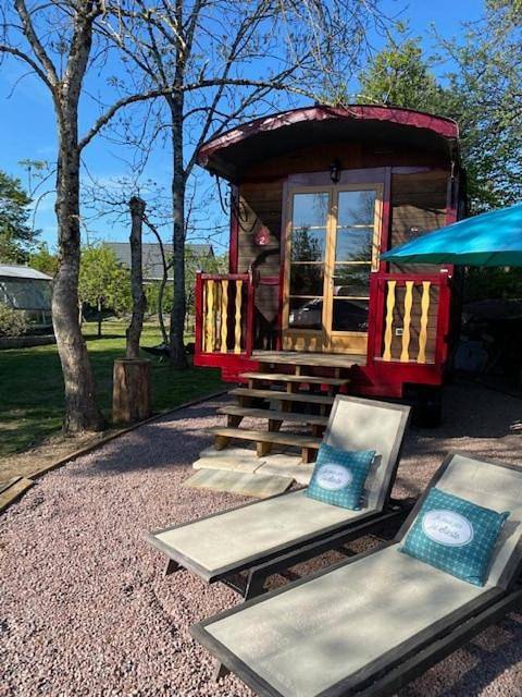 Camping pour 5 personnes, avec Terrasse ainsi que Jardin et Vue