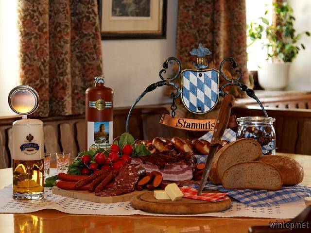 Pension, mit Balkon/Terrasse und Terrasse sowie Garten und Sauna in Achslach - 2