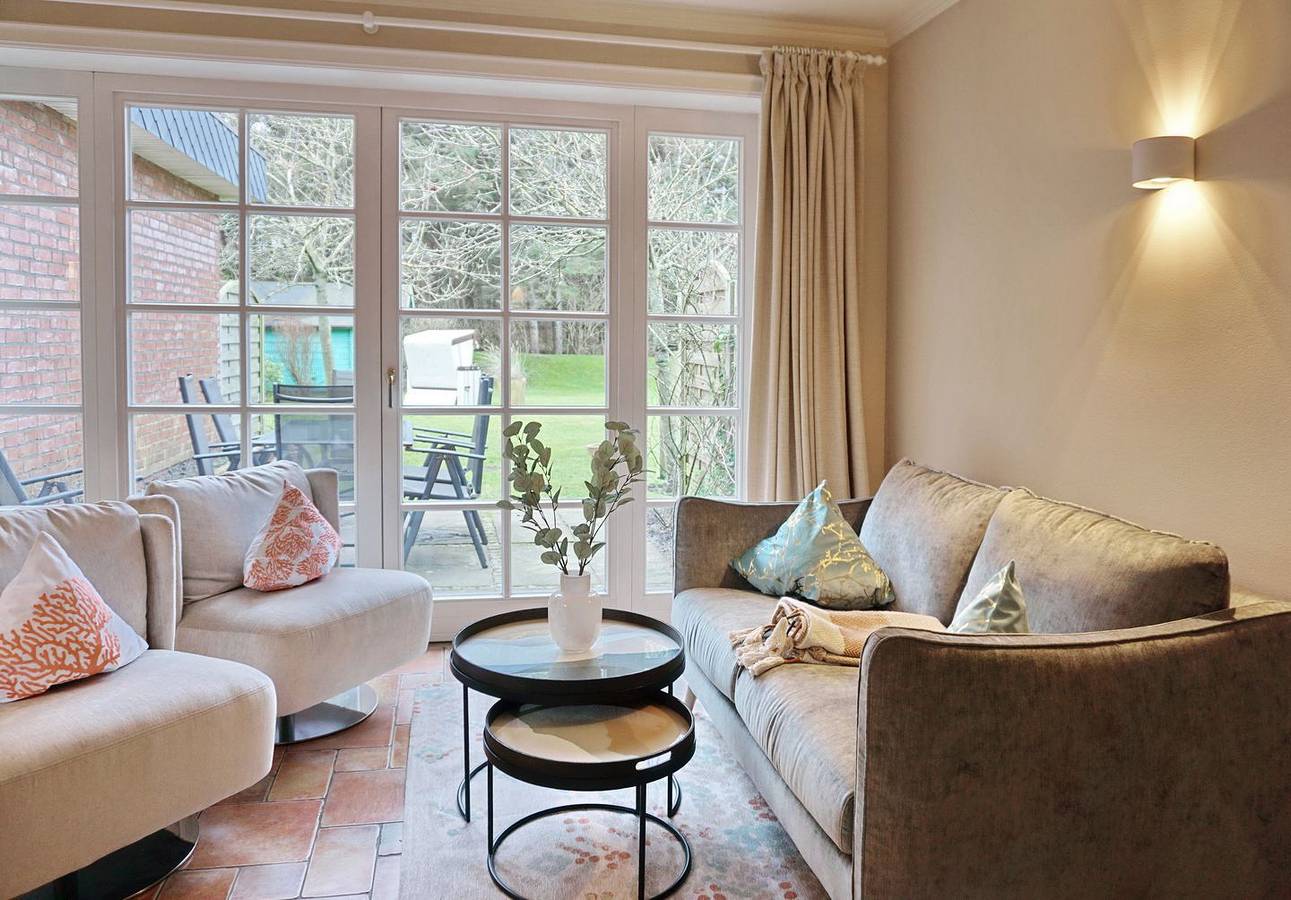 Ganze Wohnung, 3-Raum-Wohnung im Eg und Ug mit ca. 99m² Nutzfläche, für bis zu 4 Personen. in Westerland, Sylt (Gemeinde)