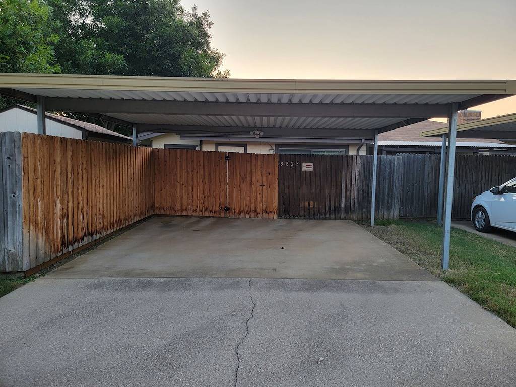 All About Location in Arlington, Tarrant County