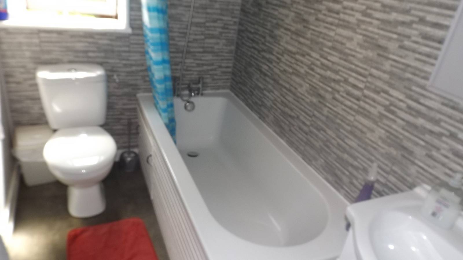 Two bedroom timber lodge,  Avonvale Holiday Lodges in Aldington (Worcestershire), Worcestershire