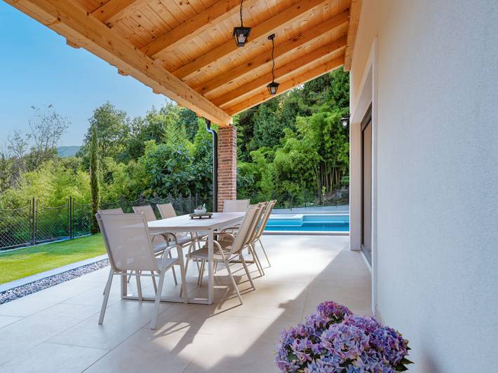 Dom dla 8 osób, z taras i ogród, zwierzęta dozwolone w Ika