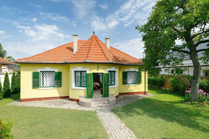 Ferienhaus für 10 Personen, mit Garten - 1