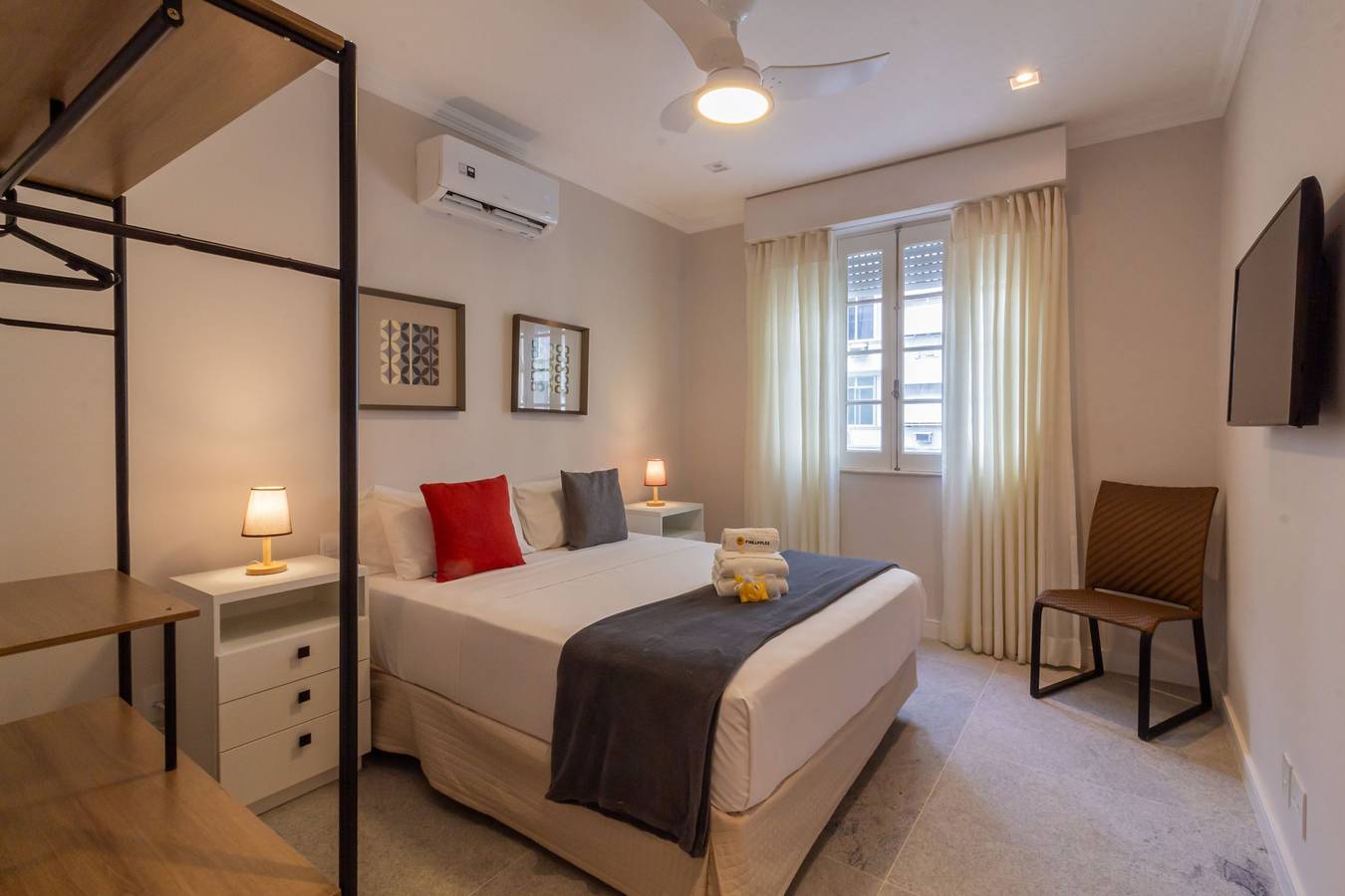 Appartamento intero, Sea view, 2 minutes from the beach | Fms502 in Copacabana, Rio de Janeiro