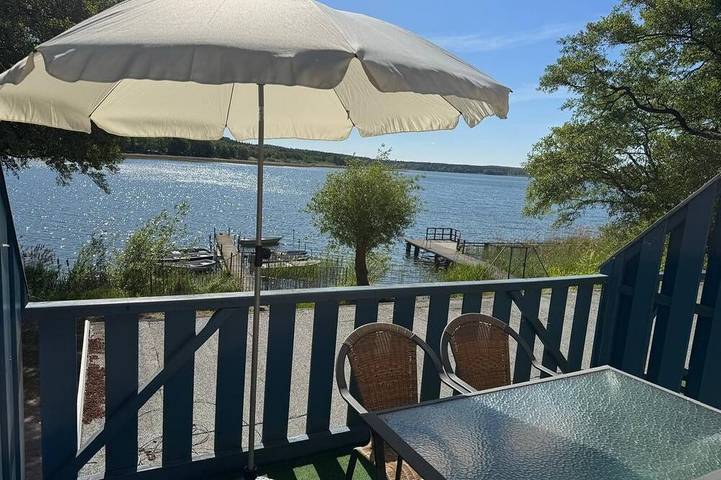 Ferienwohnung für 2 Personen, mit Balkon in Neukloster