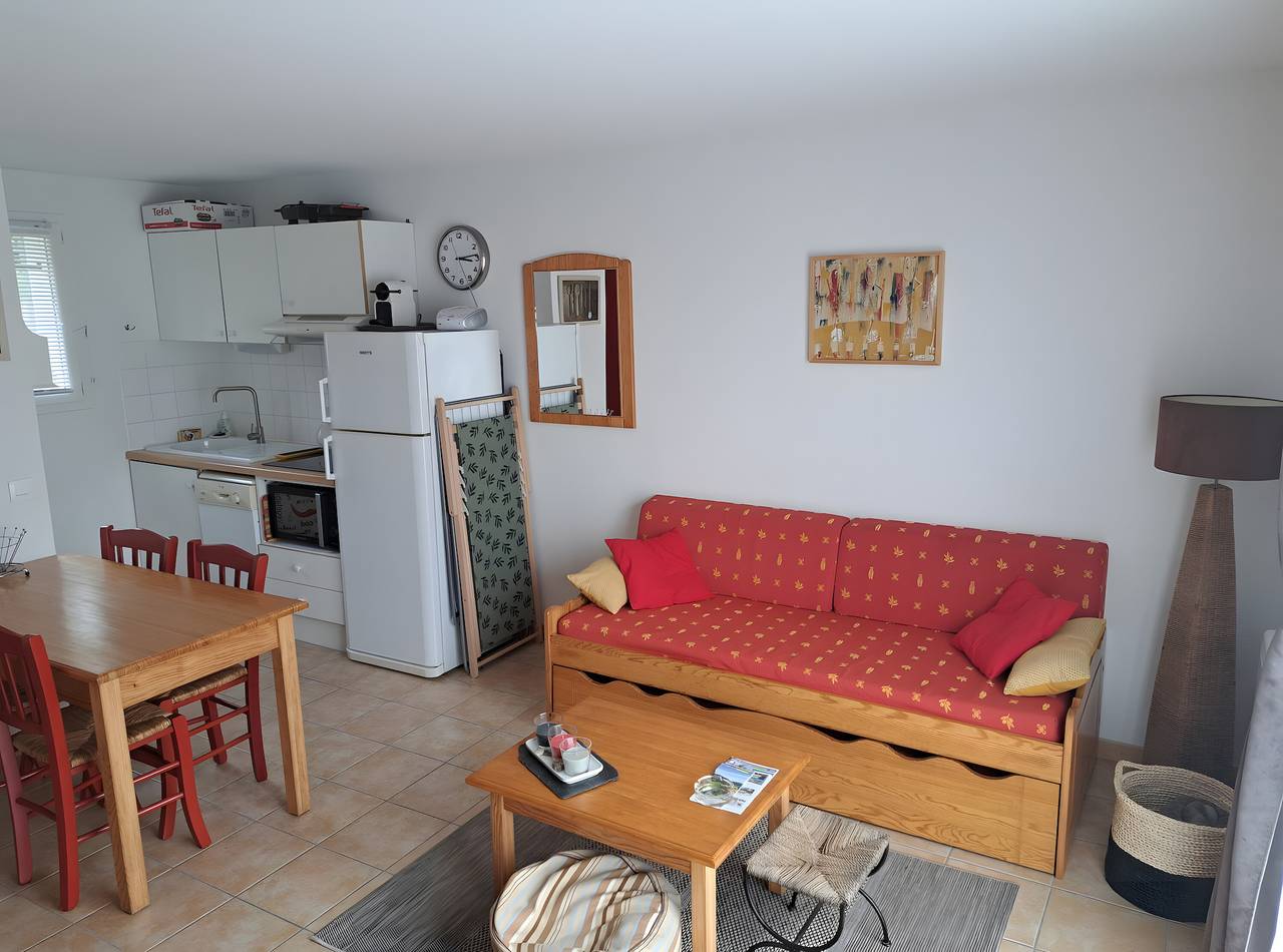 Casa de vacaciones 'Dúplex cerca del lago de la Raviège' con terraza privada y jardín privado in La Salvetat-sur-Agout, Region de Béziers