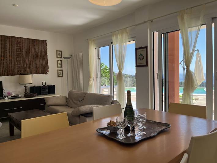 Ferienhaus mit Meerblick für 10 Personen, mit Balkon und Garten in Imperia - 4