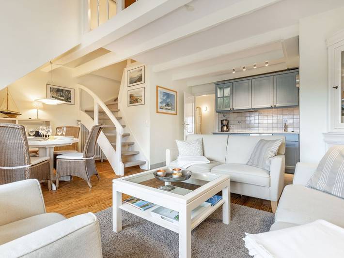 Ganze Ferienwohnung, Elbe, Wohnung Nr. 8 - Haus Elbe - liebevoll ausgestattete Obergeschoss-Wohnung unter Reet in Keitum, Sylt (Gemeinde)