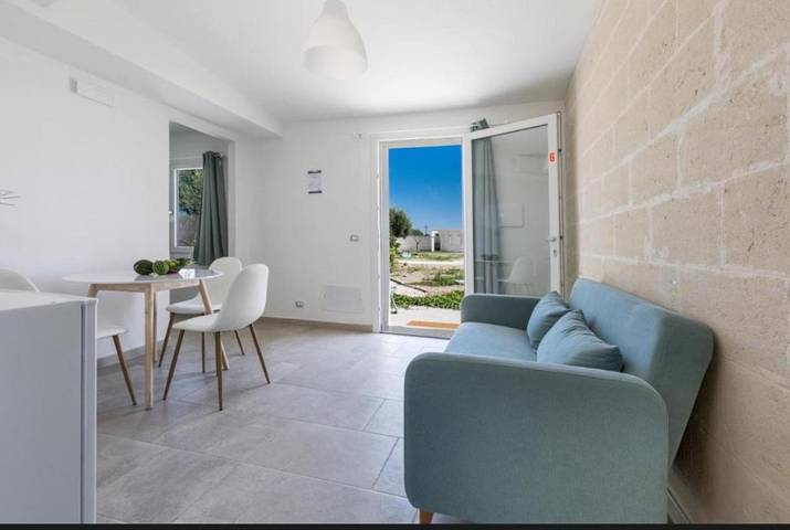 Location de vacances pour 4 personnes, avec Terrasse et Jardin ainsi que Piscine et Vue à Pulsano