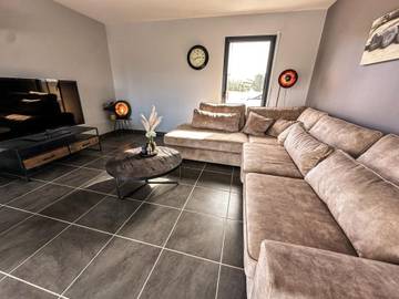 Villa for 8 People in Rieux-Minervois, Aude, Photo 4