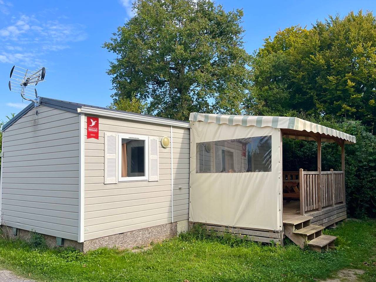 Mobile-home 4 pers avec terrasse in Angicourt, Oise