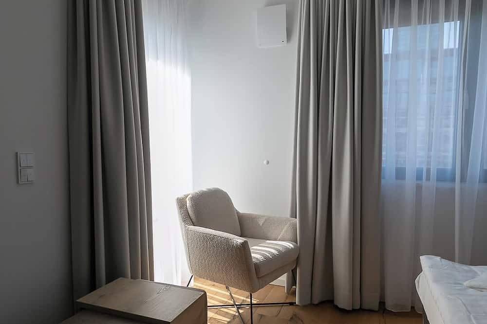 Ganze Wohnung, Stylisches Apartment im 1.Og mit Lift in Friedrichshain in Friedrichshain - Kreuzberg, Berlin
