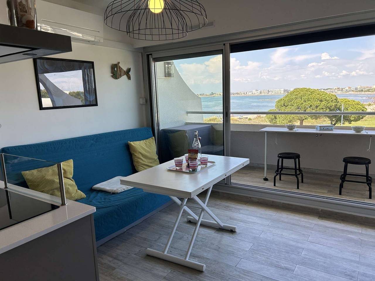 Entire apartment, Air-conditioned apartment with parking near the beach in Port Camargue, Le Grau-du-Roi