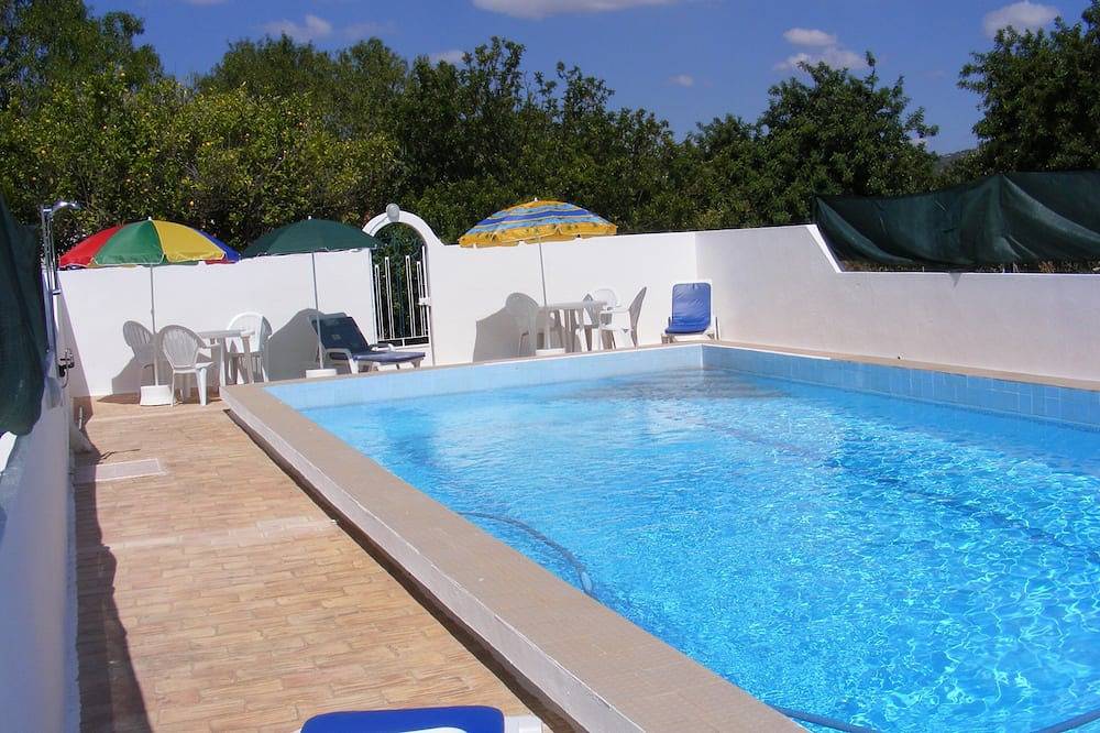 Komfortable Villa, privater beheizter Pool, Faro Algarve. in Estoi, Faro