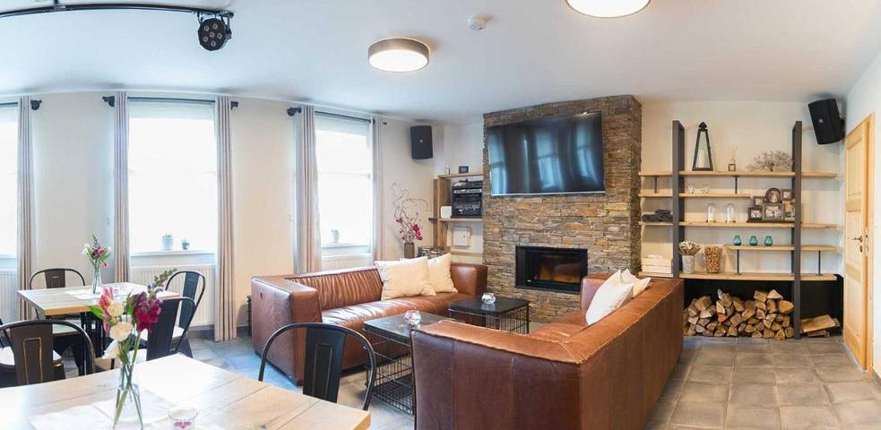 BnB für 16 Personen, mit Pool und Garten sowie Ausblick in Tschechien - 4