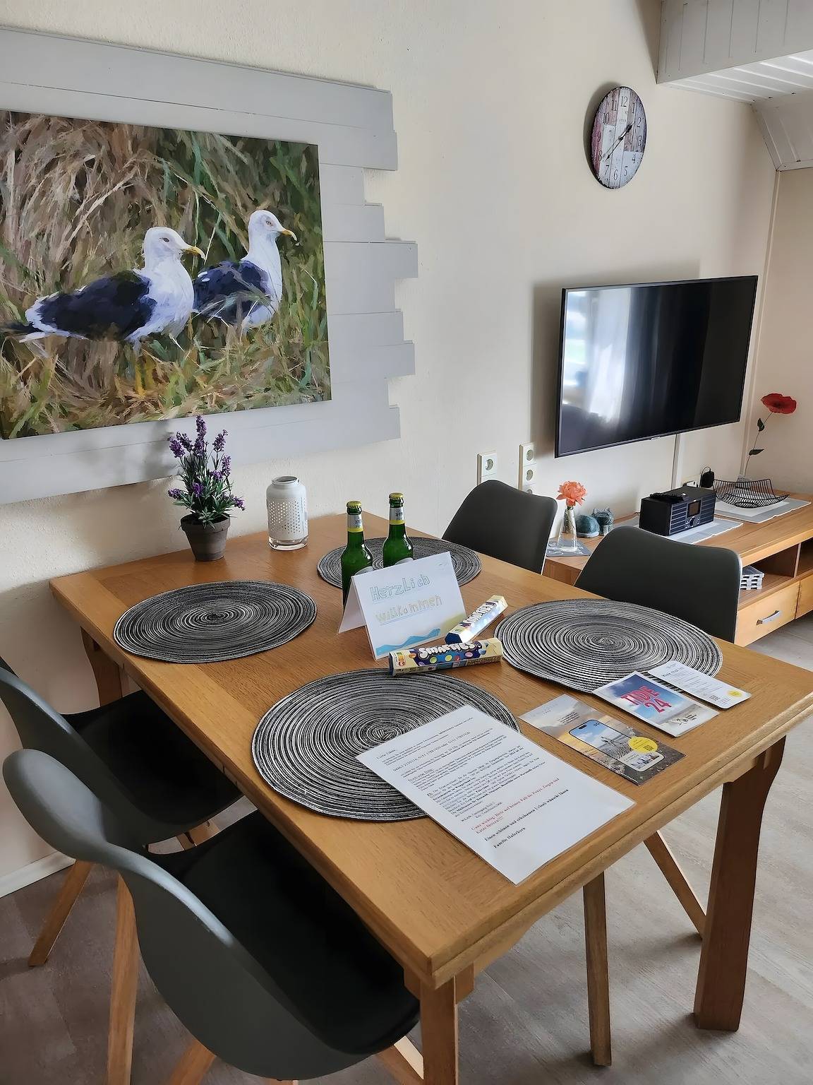 Ganze Wohnung, Apartment 'Möwennest' mit privater Terrasse, Gemeinschaftsgarten und Wlan in Friederikensiel, Wangerland