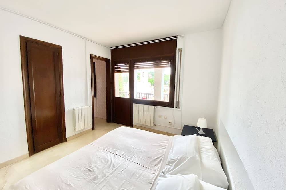 Beautiful house with Medieval tower in Supermaresme, Caldes d'Estrac