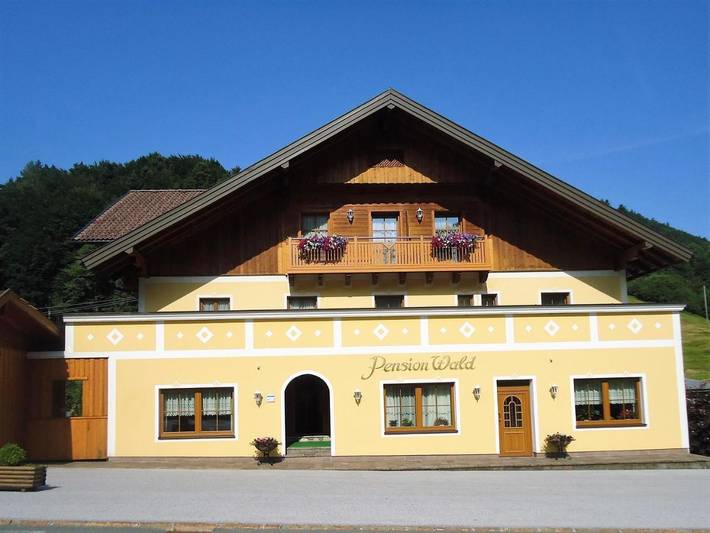 Ferienhaus für 5 Personen, mit Balkon und Terrasse sowie Garten in Faistenau