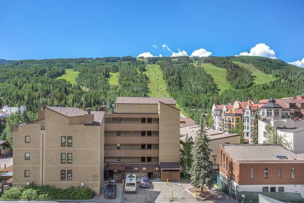 Ganze Wohnung, Walk to Vail & Lionshead, 100 Meter bis Eagle Bahn Gondola, Vail Mtn Views, Seasonal Pool / Hot Tub in Vail Ski Resort, Vail
