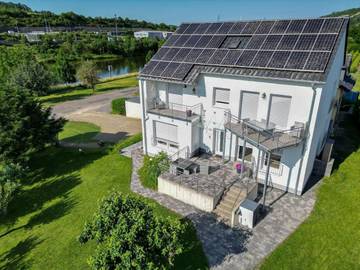 Ferienwohnung für 4 Personen, mit Ausblick und Garten in Luxemburg