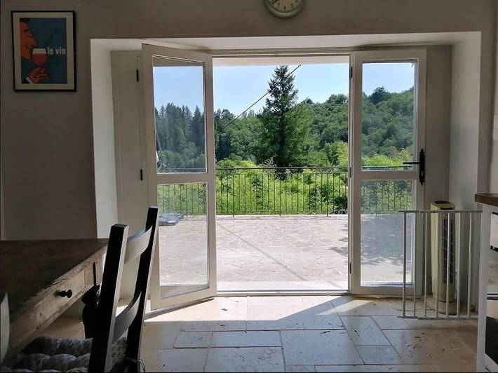 Location de vacances pour 5 personnes, avec balcon et jardin à Ségur-le-Château - 4