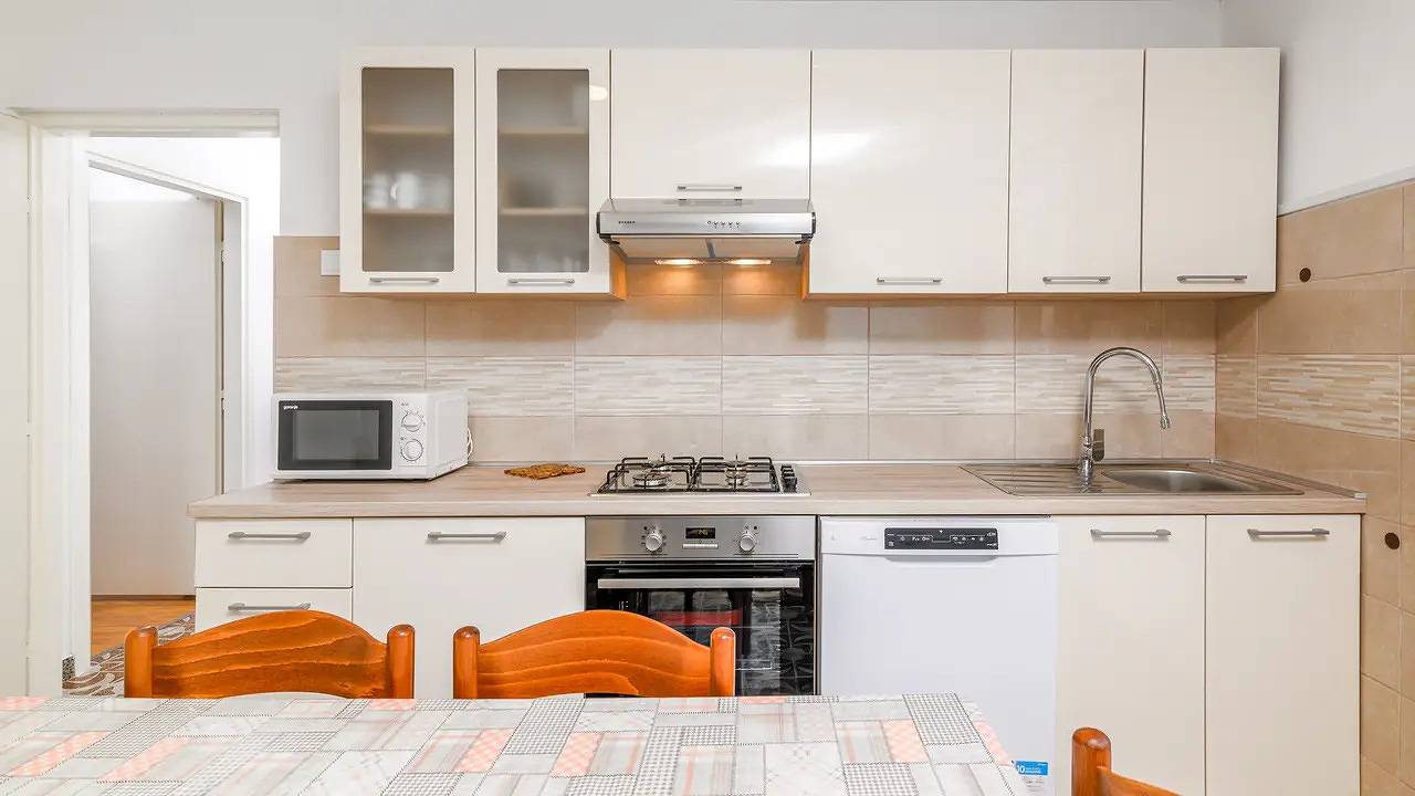 Ganze Ferienwohnung, Ferienwohnung für 7 Personen (75 m²) in Banjole in Banjole, Südküste Istrien