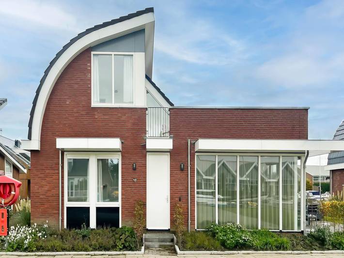 Vakantieappartement voor 6 personen, met balkon en tuin, kindvriendelijk in Uitgeest