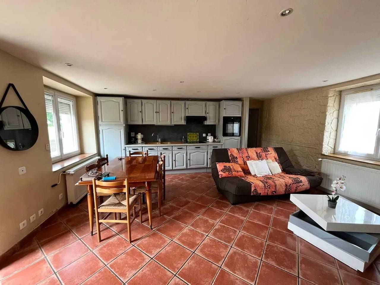Casa Encantadora en Mauléon con Jardín Privado in Mauléon, Valle del Loira