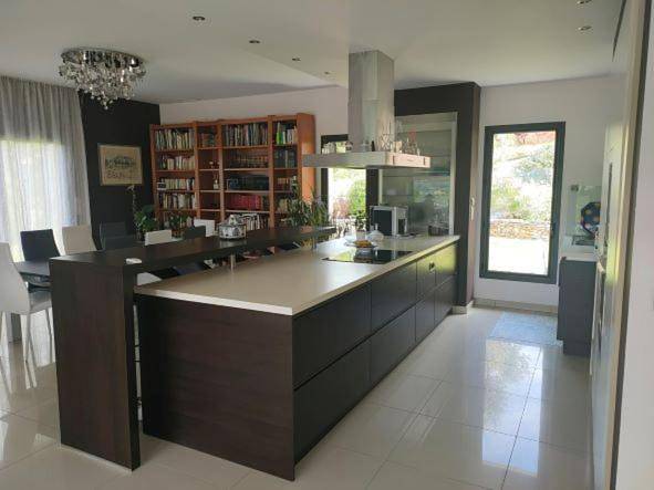 Location de vacances pour 8 personnes, avec jardin et vue, animaux acceptés à Bédarieux - 2