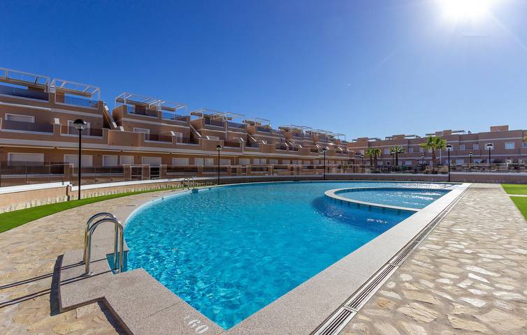 Casa de vacaciones para 6 personas, con jacuzzi además de terraza y piscina - 1