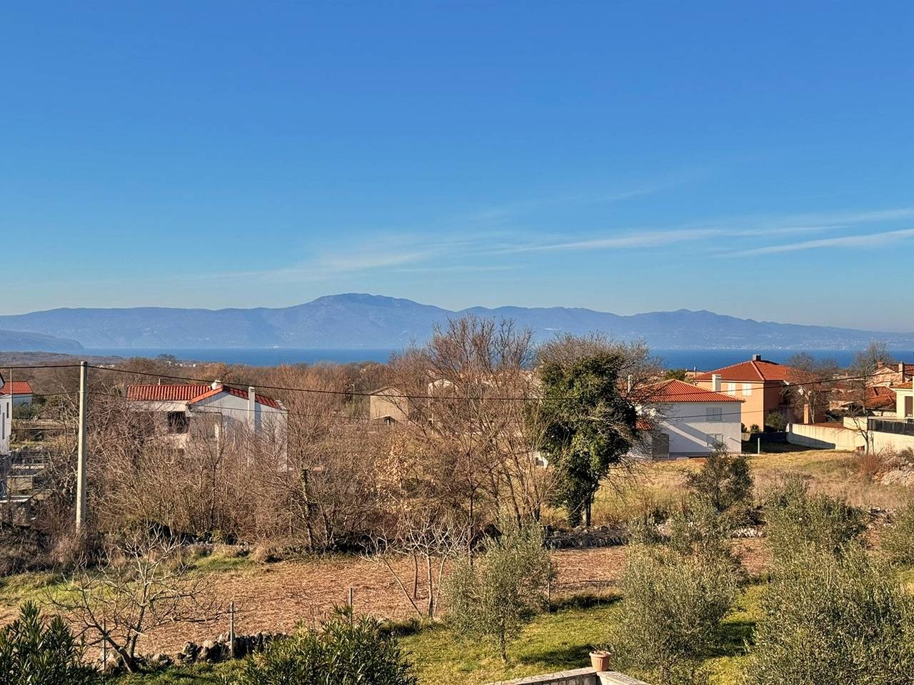 Ganze Wohnung, Apartment Pavle 2 - ruhige Lage, Meerblick, Haustiere erlaubt, Garten, Grill, Parkplatz in Malinska-Dubašnica, Krk