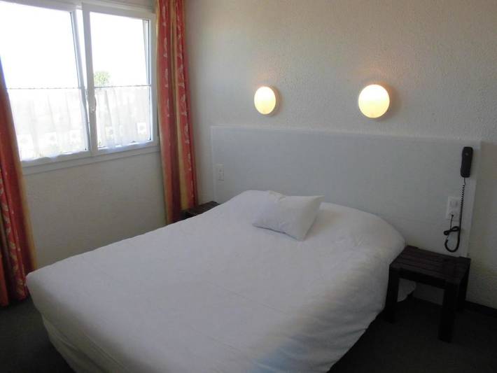 Hôtel pour 2 personnes dans Gare De Challans - 2