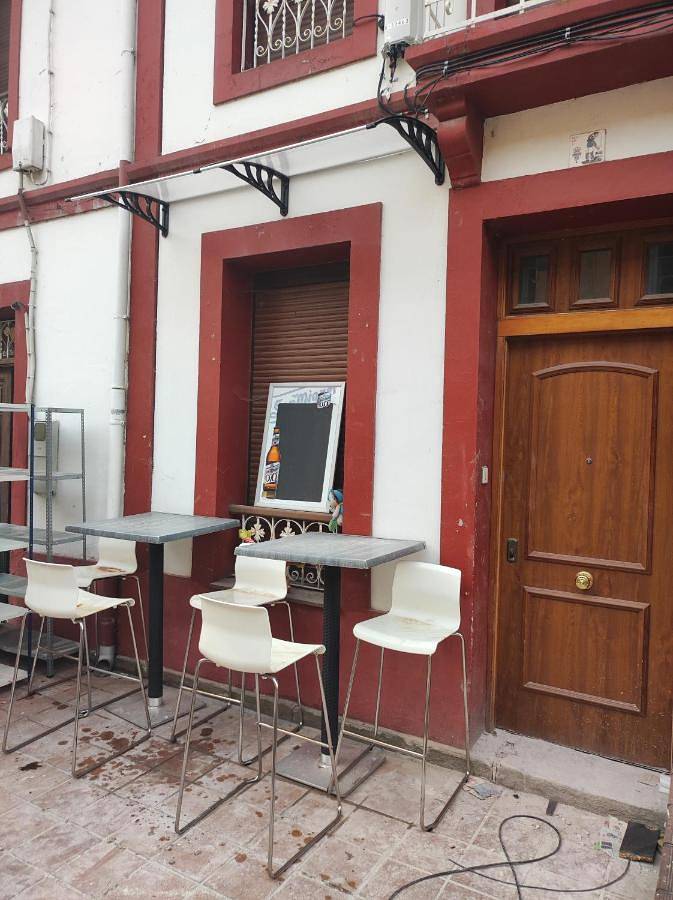 Casa de huéspuedes para 4 personas, con jardín y piscina en Asturias