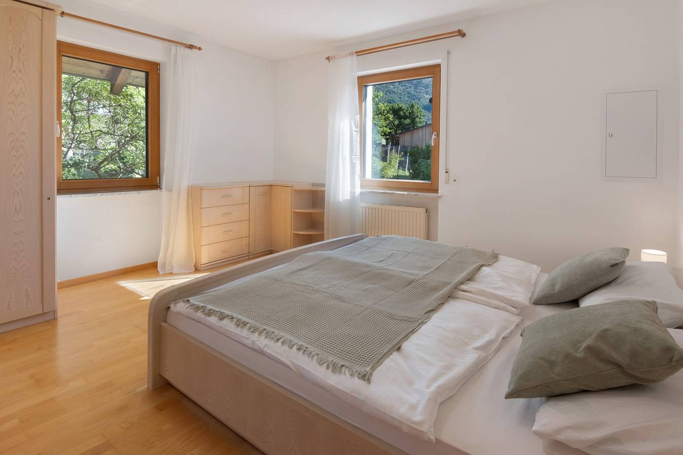 Ganze Wohnung, Ferienwohnung 'A' mit Bergblick, privater Außenbereich und Wi-Fi in Tschars, Kastelbell-Tschars