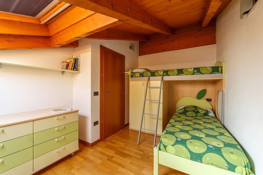 Ferienhaus - „Wohnsitz Lake Endine“ in Monasterolo del Castello, Prealpi Bergamasche Orientali