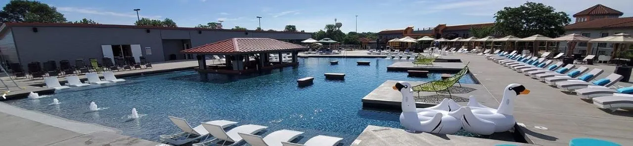 Resort para 4 personas, con balcón - 1