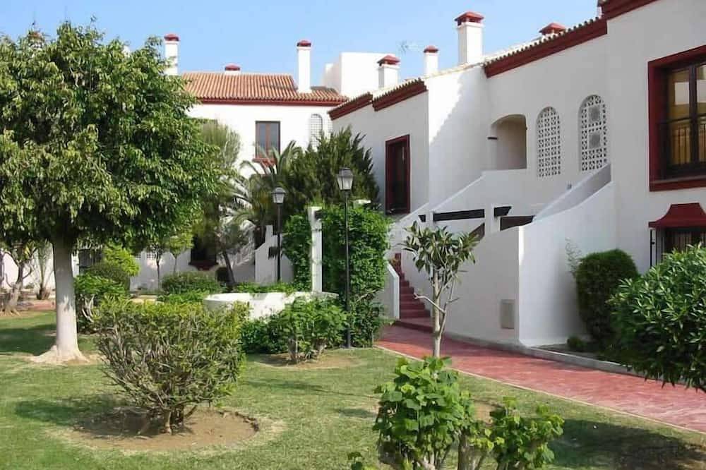 Ganze Wohnung, Gut ausgestattete 2 Schlafzimmer, 2 Badezimmer Apartment im Poolbereich in Puerto de la Duquesa, Manilva