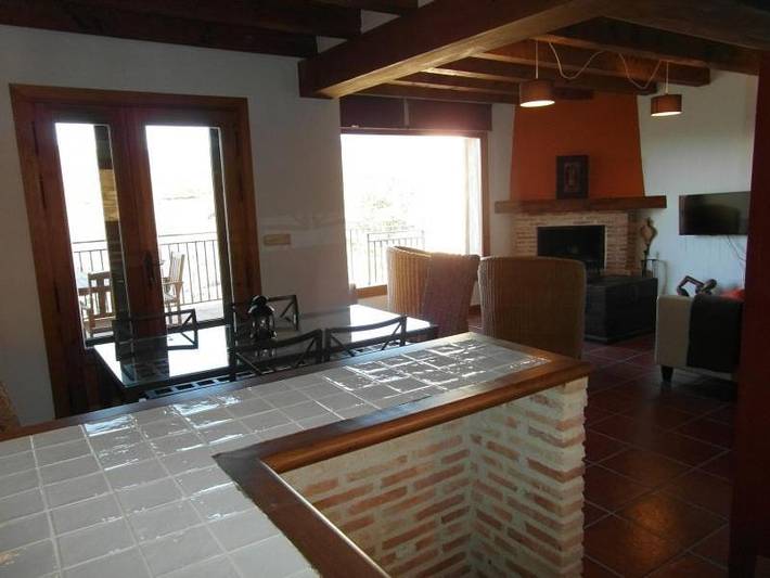 Casa rural para 6 personas, con Balcón y Terraza además de Jardín y Vistas en Valle del Lozoya