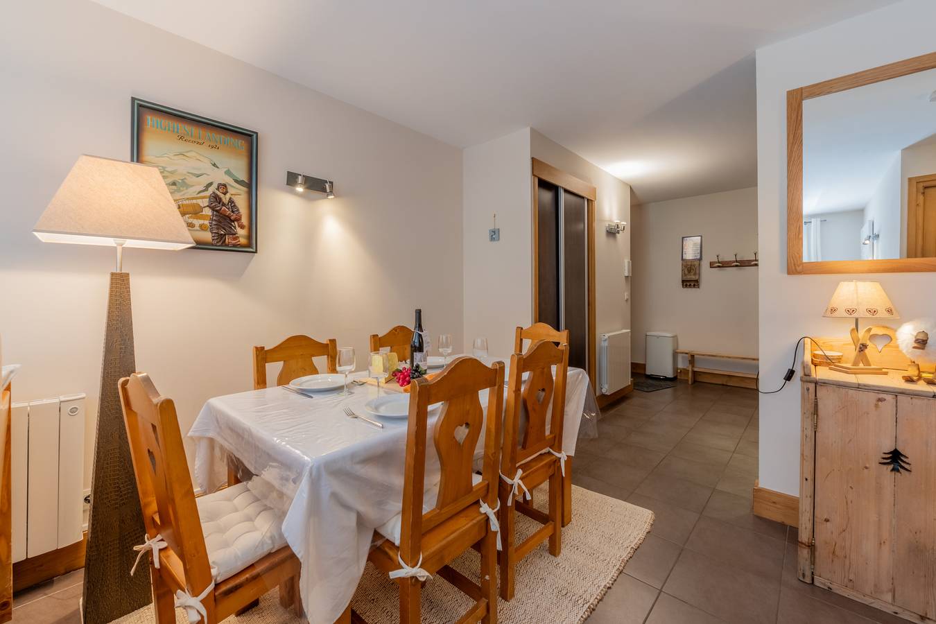 Ganze Wohnung, Wohnung mit Bergblick, Pool und Parkplatz in Vallorcine, Region Bonneville