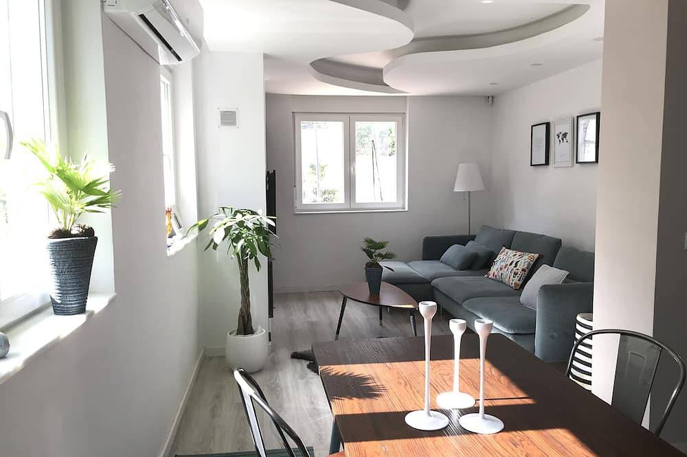 Casa vacanza a Cervello a partire da 340€ a notte